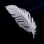 Broche de corsage en platine de haute qualité, motif plumes, style simple