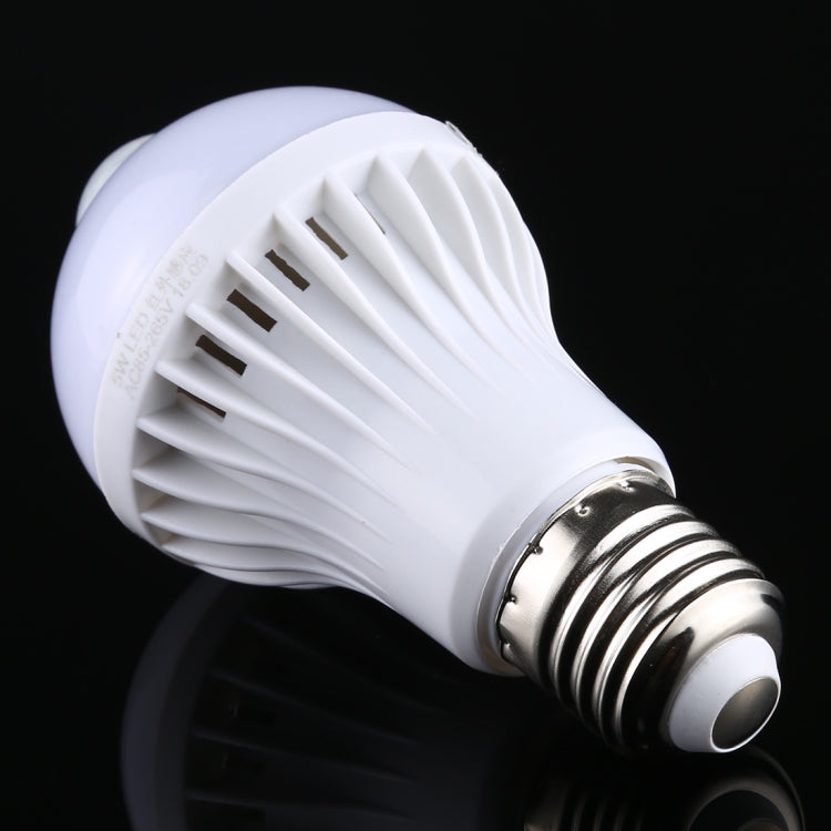 Ampoule LED E27 5W 12 LED SMD 5730 300LM avec détecteur de mouvement infrarouge, distance de détection : 4-6m, AC 220V, lumière blanche E27 5W, blanc chaud E27 5W