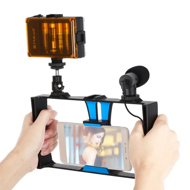 PULUZ 3 in 1 Vlogging Live Broadcast LED Selfie Light Smartphone Video Rig Kits with Microphone + Cold Shoe Tripod Head for iPhone, Galaxy, Huawei, Xiaomi, HTC, LG, Google, and Other Smartphones, 3-in-1, 3-in-1(Red), 3-in-1(US)