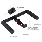Kit de montage vidéo PULUZ 4 en 1 pour vlogging, diffusion en direct et selfies : lampe LED, poignée stabilisatrice, support en aluminium, microphone, fixation pour trépied et griffe porte-accessoires.