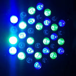 avec affichage LED, modes Maître / Esclave / DMX512 / Fonctionnement automatique / Contrôle sonore, prise US/EU