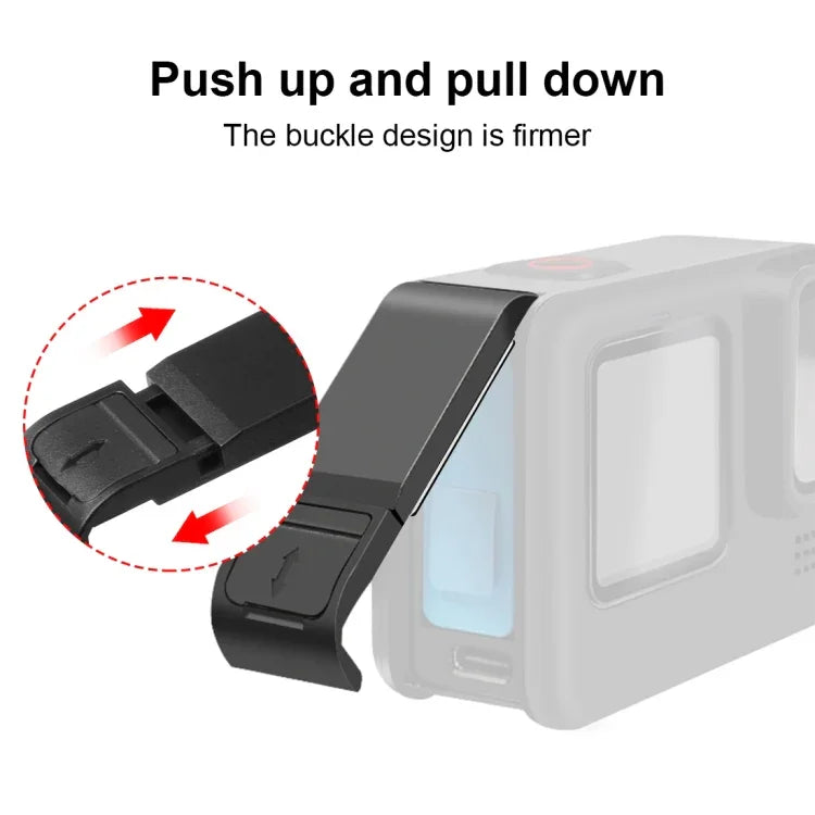 Étui de protection en silicone PULUZ pour GoPro HERO12 Black / 11 Black / 10 Black / 9 Black + cache latéral en POM avec dragonne et cache-objectif, pour GoPro HERO12 Black.