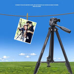 Trépied YUNTENG VCT-681 138 cm pour appareils photo reflex/micro-reflex/numériques, pieds pliables en aluminium à 4 sections, compatible avec Canon/Nikon/Panasonic/Pentax/Casio/Sony/Fuji (capacité de charge : 3 kg)