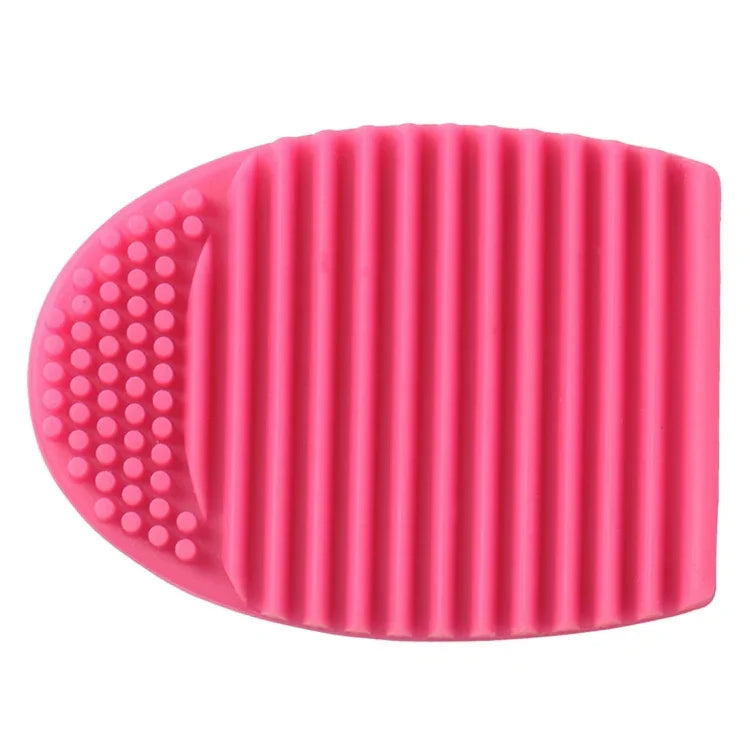 Outil de nettoyage en silicone pour pinceaux de maquillage et brosses de lavage.
