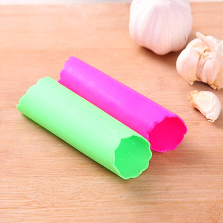 5 pcs Éplucheurs d'ail en résine souple en forme de tube, réutilisables, magiques, outils de cuisine portatifs (couleur aléatoire), livraison de couleur aléatoire