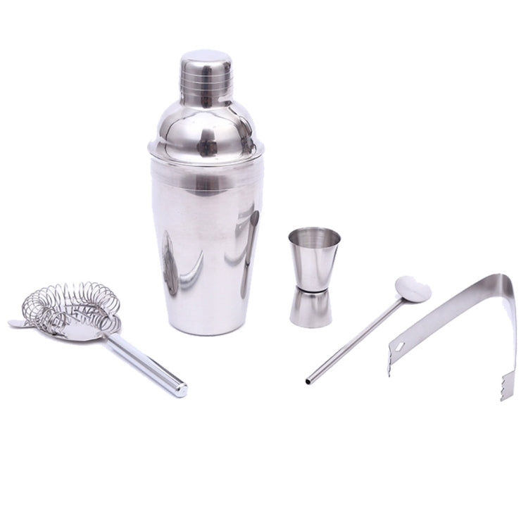 Ensemble de shaker classique 5 en 1 en acier inoxydable, capacité : 550 ml (shaker + doseur + passoire + pince à glaçons + agitateur), ensemble de shaker 5 en 1