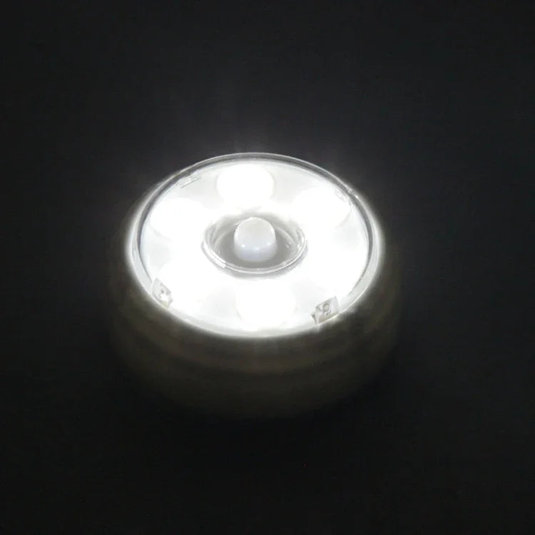 6 lampes LED pour allées, couloirs, escaliers, placards