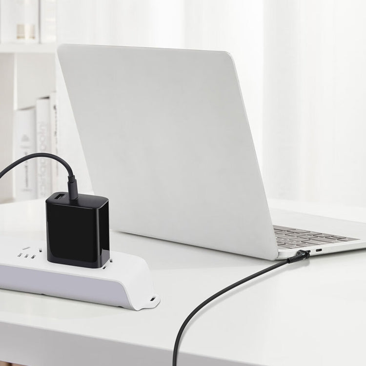 Câble de charge d'alimentation pour ordinateur portable USB-C / Type-C vers 4,0 x 1,35 mm, longueur du câble : environ 1,5 m, Type-C vers 4,0 x 1,35 mm