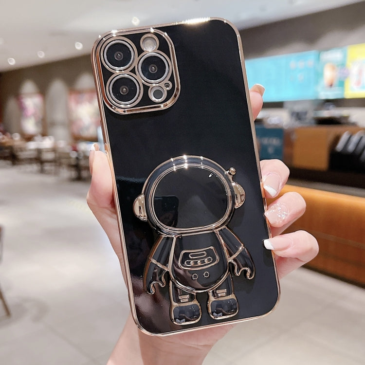 Coque de téléphone plaquée avec support Astronaute, Pour iPhone 17e / 16e, Pour iPhone 17 Pro Max, Pour iPhone 17 Pro, Pour iPhone 17, Pour iPhone Air, Pour iPhone 16 Pro Max, Pour iPhone 16 Pro, Pour iPhone 16 Plus