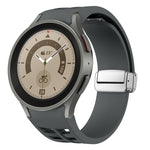 Bracelet de montre en silicone avec boucle pliante magnétique argentée Richard, pour Samsung Galaxy Watch 5 Pro 45mm, pour Samsung Galaxy Watch 7 40 / 44mm, pour Samsung Galaxy Watch 6 Classic 43 / 47mm