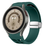 Bracelet de montre en silicone avec boucle pliante magnétique argentée Richard, pour Samsung Galaxy Watch 5 Pro 45mm, pour Samsung Galaxy Watch 7 40 / 44mm, pour Samsung Galaxy Watch 6 Classic 43 / 47mm