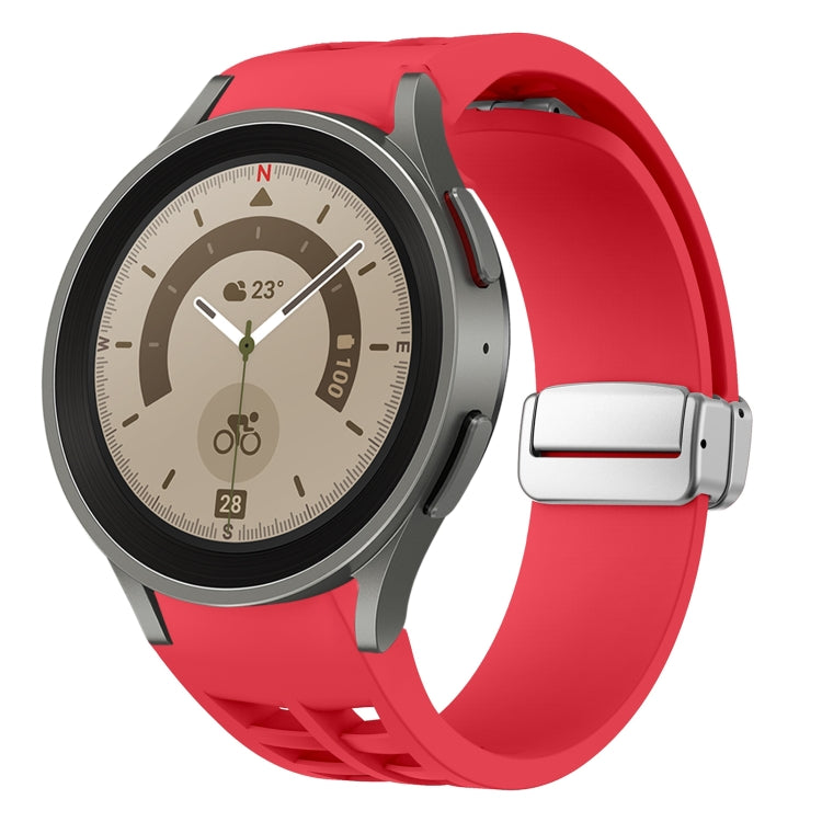 Bracelet de montre en silicone avec boucle pliante magnétique argentée Richard, pour Samsung Galaxy Watch 5 Pro 45mm, pour Samsung Galaxy Watch 7 40 / 44mm, pour Samsung Galaxy Watch 6 Classic 43 / 47mm