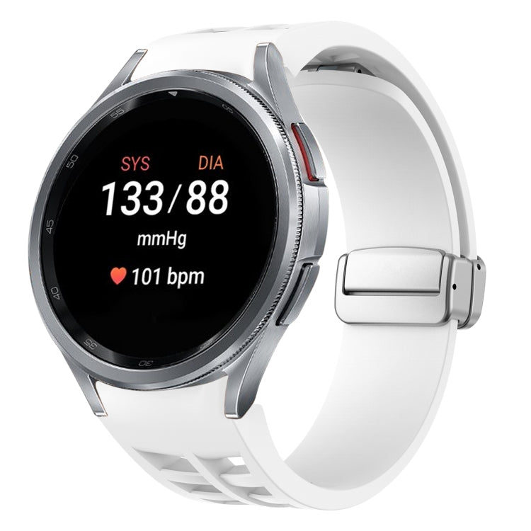 Bracelet de montre en silicone avec boucle pliante magnétique argentée Richard, pour Samsung Galaxy Watch 5 Pro 45mm, pour Samsung Galaxy Watch 7 40 / 44mm, pour Samsung Galaxy Watch 6 Classic 43 / 47mm