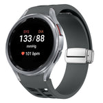 Bracelet de montre en silicone avec boucle pliante magnétique argentée Richard, pour Samsung Galaxy Watch 5 Pro 45mm, pour Samsung Galaxy Watch 7 40 / 44mm, pour Samsung Galaxy Watch 6 Classic 43 / 47mm