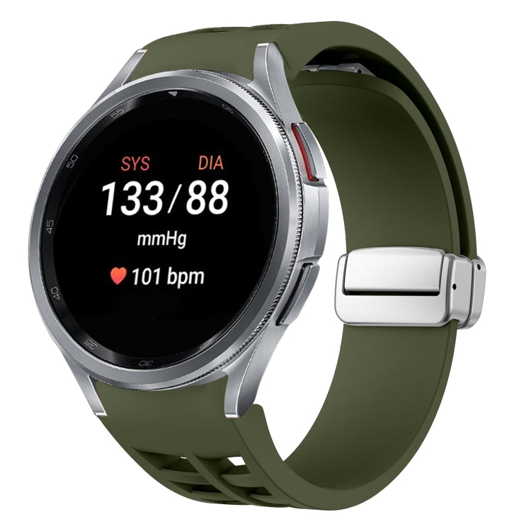 Bracelet de montre en silicone avec boucle pliante magnétique argentée Richard, pour Samsung Galaxy Watch 5 Pro 45mm, pour Samsung Galaxy Watch 7 40 / 44mm, pour Samsung Galaxy Watch 6 Classic 43 / 47mm