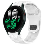 Bracelet de montre en silicone à boucle inversée texturée Football, Pour Samsung Galaxy Watch 4 44mm, Pour Samsung Galaxy Watch 4 40mm, Pour Samsung Galaxy Watch 4 Classic 46mm, Pour Samsung Galaxy Watch 4 Classic 42mm