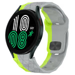 Bracelet de montre en silicone à boucle inversée texturée Football, Pour Samsung Galaxy Watch 4 44mm, Pour Samsung Galaxy Watch 4 40mm, Pour Samsung Galaxy Watch 4 Classic 46mm, Pour Samsung Galaxy Watch 4 Classic 42mm