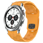 Bracelet de montre en silicone à boucle inversée texturée Football, Pour Samsung Galaxy Watch 4 44mm, Pour Samsung Galaxy Watch 4 40mm, Pour Samsung Galaxy Watch 4 Classic 46mm, Pour Samsung Galaxy Watch 4 Classic 42mm