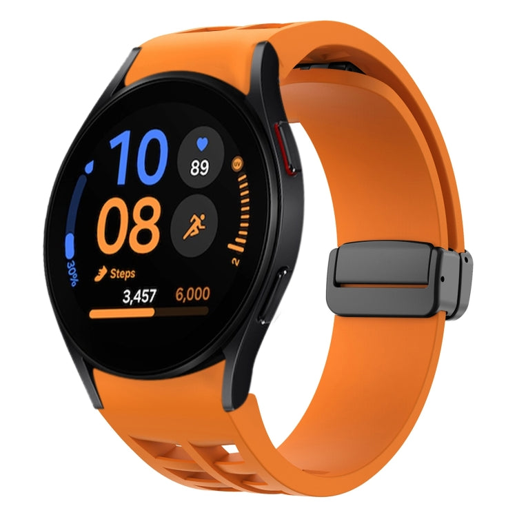 Bracelet de montre en silicone avec boucle noire magnétique pliante Richard, pour Samsung Galaxy Watch FE 40mm, pour Samsung Galaxy Watch 7 40 / 44mm, pour Samsung Galaxy Watch 6 Classic 43 / 47mm