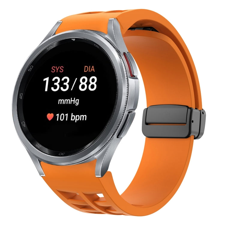 Bracelet de montre en silicone avec boucle noire magnétique pliante Richard, pour Samsung Galaxy Watch FE 40mm, pour Samsung Galaxy Watch 7 40 / 44mm, pour Samsung Galaxy Watch 6 Classic 43 / 47mm