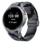 Bracelet de montre en silicone avec boucle noire magnétique pliante Richard, pour Samsung Galaxy Watch FE 40mm, pour Samsung Galaxy Watch 7 40 / 44mm, pour Samsung Galaxy Watch 6 Classic 43 / 47mm