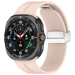 Bracelet de montre en silicone argenté à boucle magnétique pliable pour Samsung Galaxy Watch Ultra 47 mm / Ultra 2025