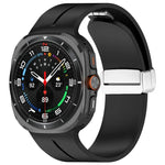 Bracelet de montre en silicone argenté à boucle magnétique pliable pour Samsung Galaxy Watch Ultra 47 mm / Ultra 2025