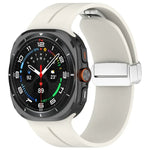 Bracelet de montre en silicone argenté à boucle magnétique pliable pour Samsung Galaxy Watch Ultra 47 mm / Ultra 2025