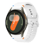 Bracelet de montre en silicone cousu motif vague, pour Samsung Galaxy Watch 7 40 / 44mm, pour Samsung Galaxy Watch 6 Classic, pour Samsung Galaxy Watch 6 40 / 44mm, pour Samsung Galaxy Watch 5 40 / 44mm
