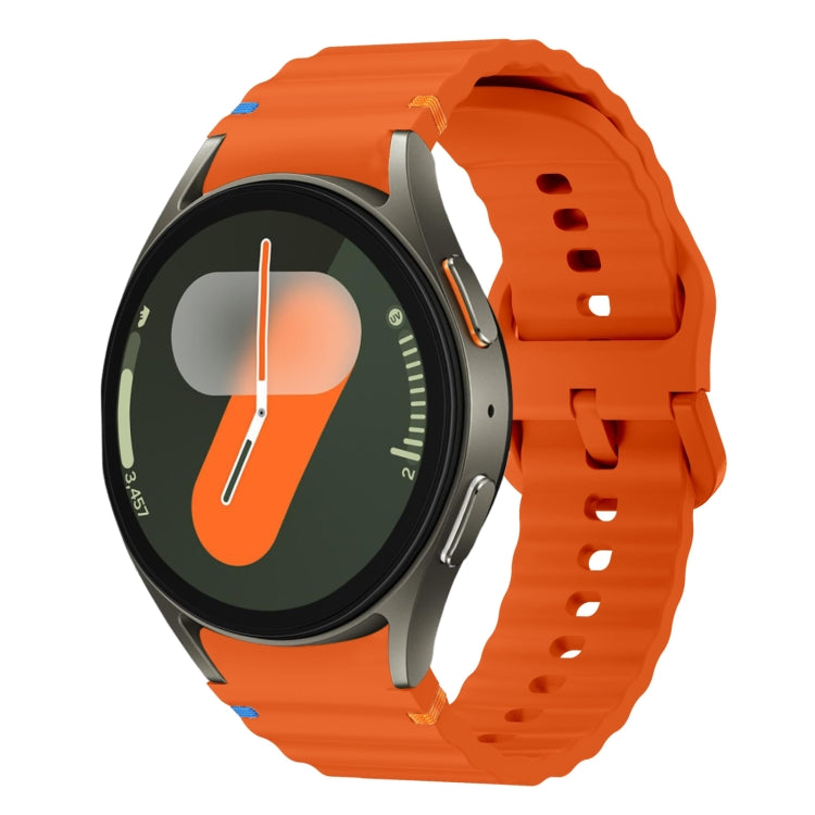 Bracelet de montre en silicone cousu motif vague, pour Samsung Galaxy Watch 7 40 / 44mm, pour Samsung Galaxy Watch 6 Classic, pour Samsung Galaxy Watch 6 40 / 44mm, pour Samsung Galaxy Watch 5 40 / 44mm