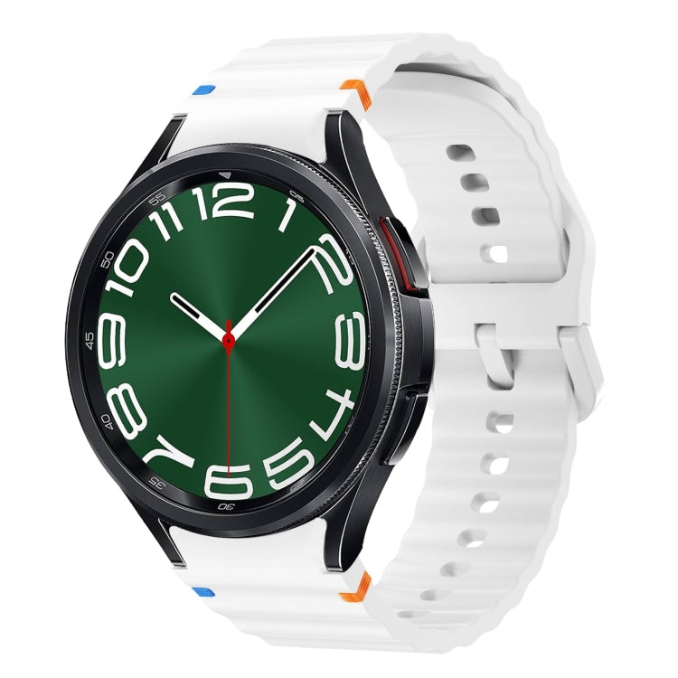 Bracelet de montre en silicone cousu motif vague, pour Samsung Galaxy Watch 7 40 / 44mm, pour Samsung Galaxy Watch 6 Classic, pour Samsung Galaxy Watch 6 40 / 44mm, pour Samsung Galaxy Watch 5 40 / 44mm