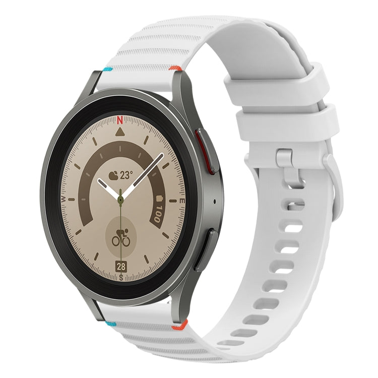 Bracelet de montre en silicone 20mm ondulé à points cousus, pour Samsung Galaxy Watch 5 40 / 44mm, pour Samsung Galaxy Watch 5 Pro 45mm, pour Samsung Galaxy Watch 4 40 / 44mm, pour Samsung Galaxy Watch 4 Classic 42 / 46mm