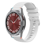 Bracelet de montre en silicone ondulé à points cousus 20mm, pour Samsung Galaxy Watch FE 40mm, pour Samsung Galaxy Watch 7 40 / 44mm, pour Samsung Galaxy Watch 6 Classic 43 / 47mm, pour Samsung Galaxy Watch 6 40 / 44mm