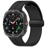 Bracelet de montre en silicone pliable à boucle magnétique style rainuré pour Samsung Galaxy Watch Ultra 47 mm