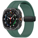 Bracelet de montre en silicone pliable à boucle magnétique style rainuré pour Samsung Galaxy Watch Ultra 47 mm