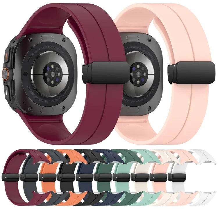 Bracelet de montre en silicone pliable à boucle magnétique style rainuré pour Samsung Galaxy Watch Ultra 47 mm