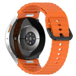 Wavy Grain Stitched Black Buckle Silicone Watch Band, For Samsung Galaxy Watch 5 40 / 44mm, For Samsung Galaxy Watch 5 Pro, For Samsung Galaxy Watch 4 40 / 44mm, For Samsung Galaxy Watch 4 Classic 42 / 46mm