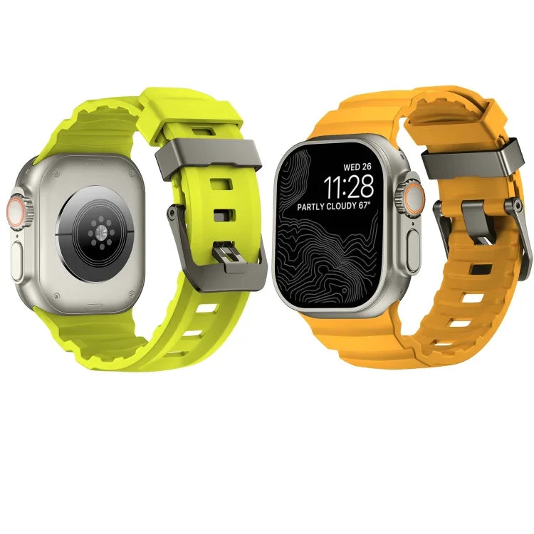 Bracelet de montre Wild Path gris à boucle en silicone épais, pour Apple Watch 46 mm / 49 mm / 45 mm / 44 mm