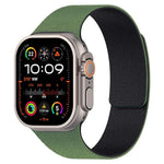 Bracelet de montre magnétique en silicone à texture litchi, compatible avec Apple Watch 46 mm / 49 mm / 45 mm / 44 mm et Apple Watch 42 mm / 41 mm / 40 mm / 38 mm.
