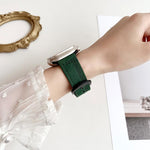 Bracelet de montre en cuir à boucle tri-étoile à 7 rangs, compatible avec Apple Watch 46 mm / 49 mm / 45 mm / 44 mm et Apple Watch 42 mm / 41 mm / 40 mm / 38 mm.