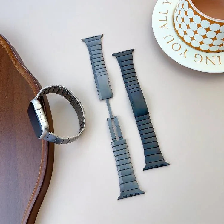 Bracelet de montre incurvé en acier inoxydable détachable sur les côtés, pour Apple Watch 46 mm / 49 mm / 45 mm / 44 mm, pour Apple Watch 42 mm / 41 mm / 40 mm / 38 mm