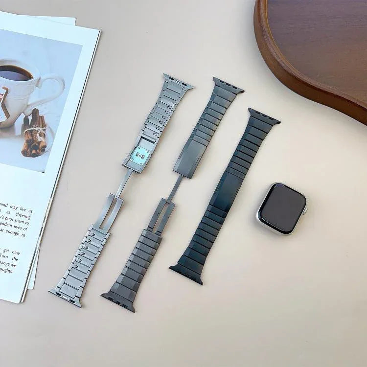 Bracelet de montre incurvé en acier inoxydable détachable sur les côtés, pour Apple Watch 46 mm / 49 mm / 45 mm / 44 mm, pour Apple Watch 42 mm / 41 mm / 40 mm / 38 mm