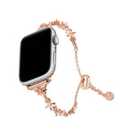 Bracelet de montre en alliage de zinc à motif trèfle à quatre feuilles et diamants, compatible avec les Apple Watch 46 mm / 49 mm / 45 mm / 44 mm et 42 mm / 41 mm / 40 mm / 38 mm.
