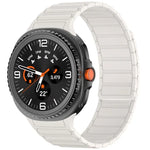 Bracelet de montre magnétique en silicone Tri-beads, pour Samsung Galaxy Watch8 / Watch8 Classic