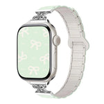 Bracelet de montre magnétique en silicone avec nœud papillon, pour Apple Watch 46 mm / 49 mm / 45 mm / 44 mm et Apple Watch 42 mm / 41 mm / 40 mm / 38 mm.