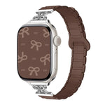 Bracelet de montre magnétique en silicone avec nœud papillon, pour Apple Watch 46 mm / 49 mm / 45 mm / 44 mm et Apple Watch 42 mm / 41 mm / 40 mm / 38 mm.