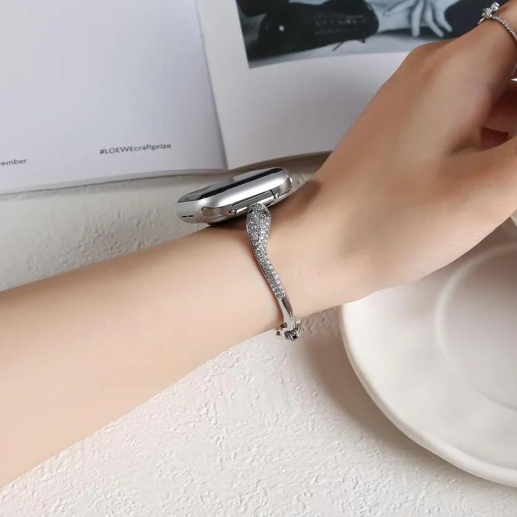 Bracelet de montre en cuivre avec incrustation de zircon et motif tête de serpent, compatible avec Apple Watch 46 mm / 49 mm / 45 mm / 44 mm et Apple Watch 42 mm / 41 mm / 40 mm / 38 mm.