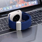 Bracelet de montre en nylon élastique à quatre brins, fermeture magnétique monochrome, compatible avec Apple Watch 46 mm / 49 mm / 45 mm / 44 mm et Apple Watch 42 mm / 41 mm / 40 mm / 38 mm.