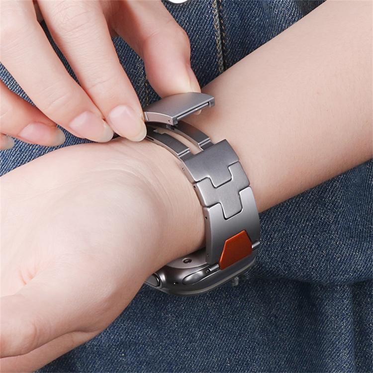 Bracelet de montre en acier inoxydable avec boucle papillon à dégagement rapide de type H, compatible avec les Apple Watch 44 mm / 45 mm / 46 mm / 49 mm et 42 mm / 41 mm / 40 mm / 38 mm.