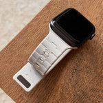 Bracelet de montre magnétique en silicone à une seule goupille, orné d'un motif de cheval, pour Apple Watch 46 mm / 49 mm / 45 mm / 44 mm